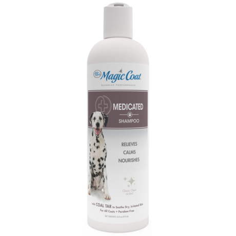Four Paws Magic Coat Superior Performance Medicated Shampoo 16 Oz.