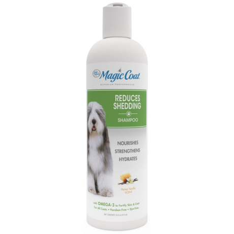Four Paws Magic Coat Superior Performance Reduces Shedding Shampoo 16 Oz.